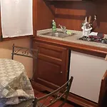 Guest house La Luna Nel Borgo 3*