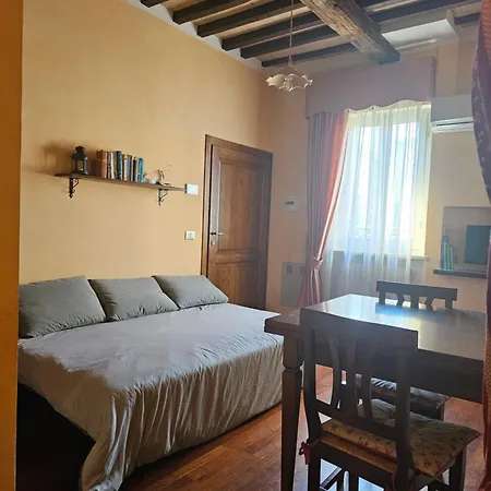 La Luna Nel Borgo Guest house