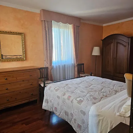 Guest house La Luna Nel Borgo 3*