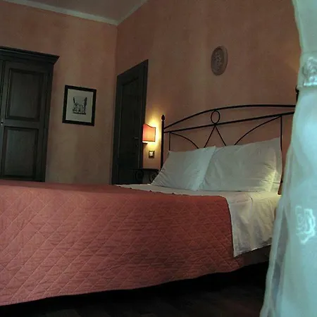 La Luna Nel Borgo Spello