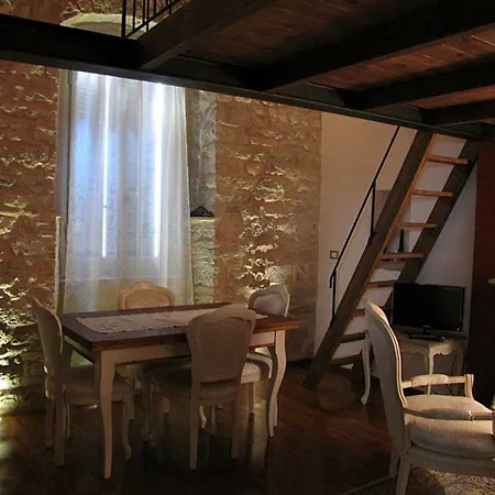 La Luna Nel Borgo 3* Spello