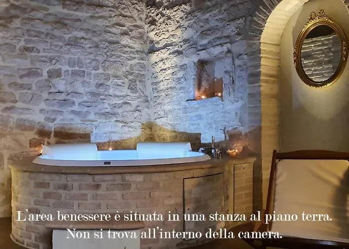 La Luna Nel Borgo Spello